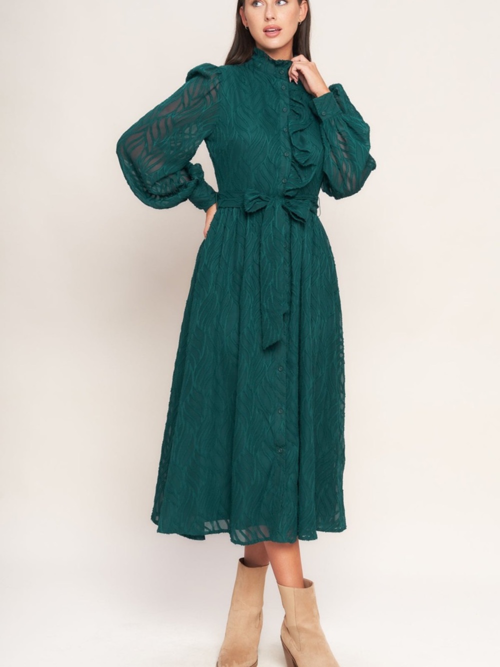 Flying tomato • NWOT emerald whisper woven Midi Dress PTP 17”-19